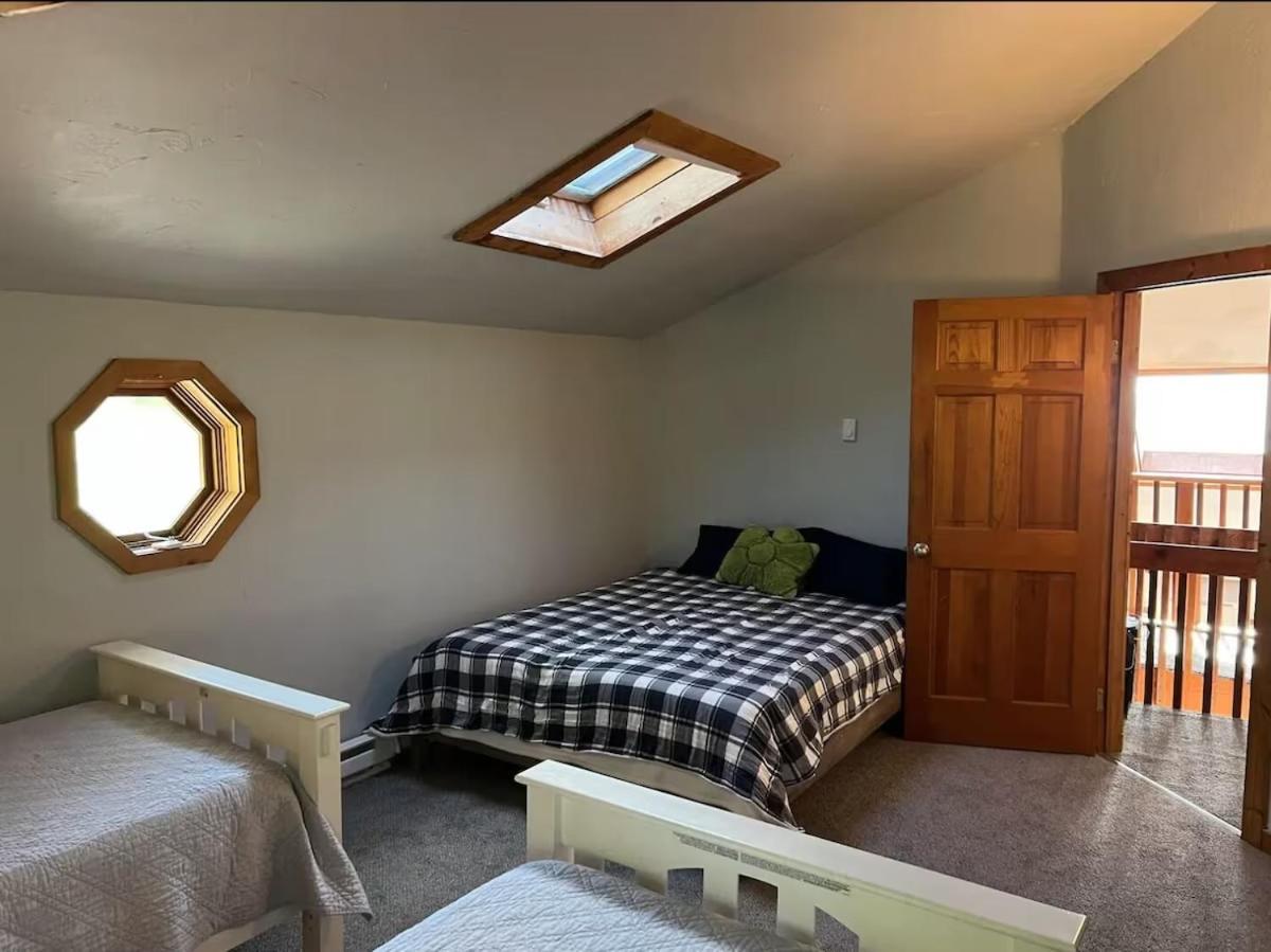 Cheerful 3-bedroom With Mountain View