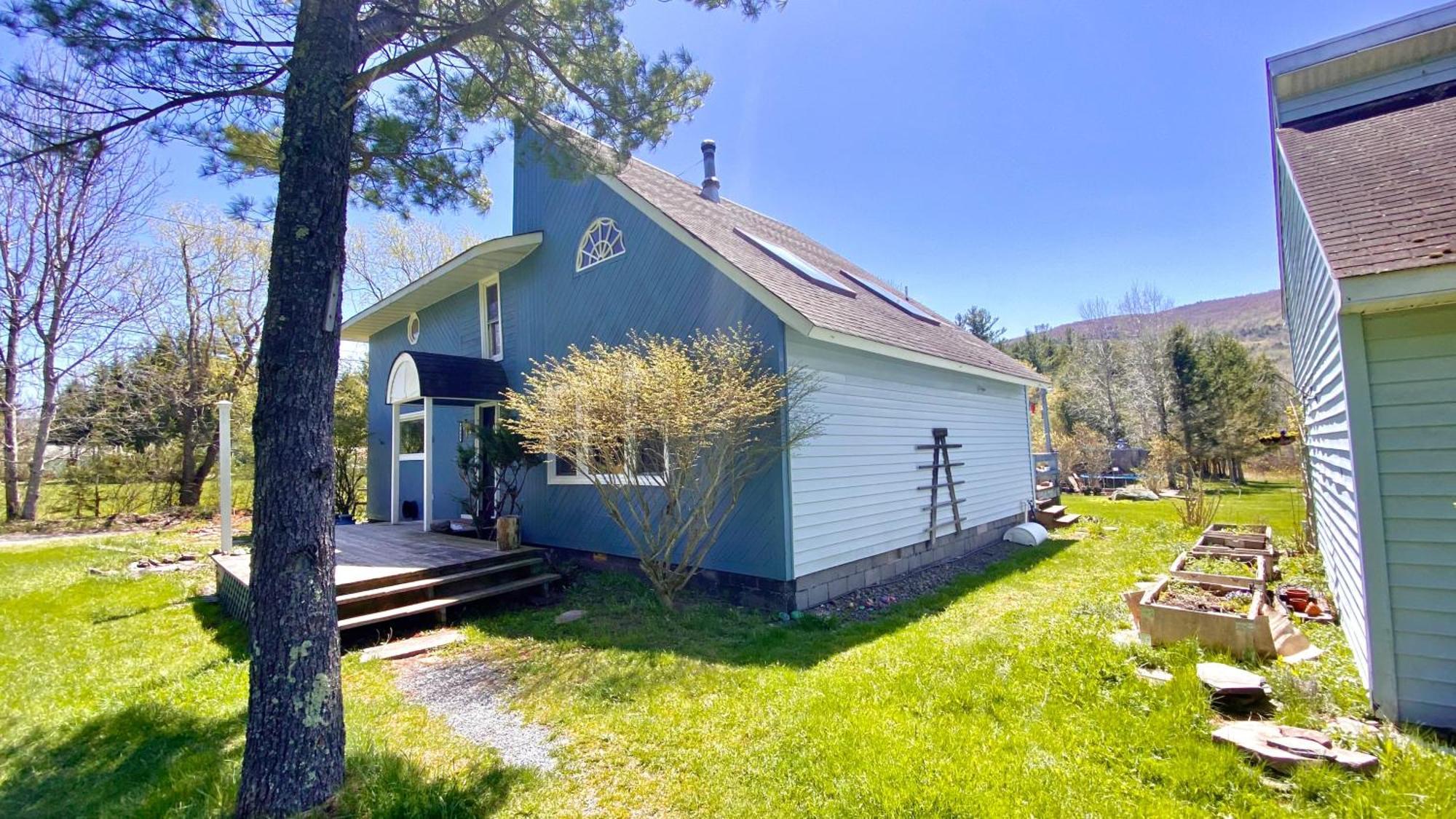Cheerful 3-bedroom With Mountain View East Jewett